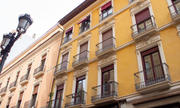 Apartment - Herverkoop - Alicante - MM-34873