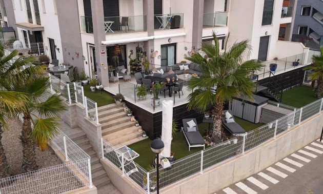 Apartment - Herverkoop - Orihuela Costa - Villamartín