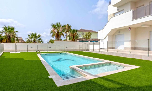Apartment - Herverkoop - Orihuela Costa - Villamartín