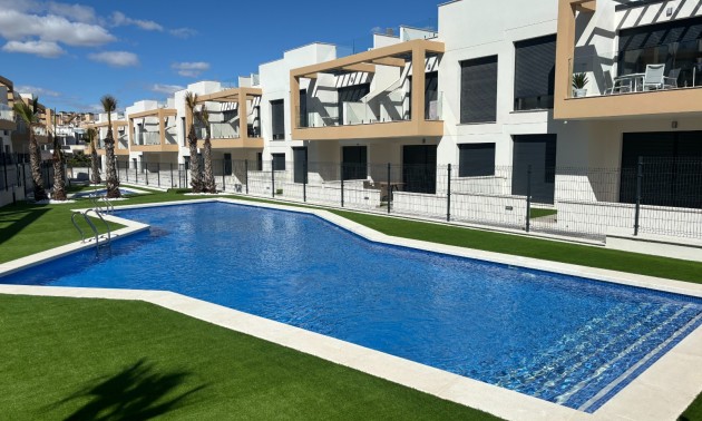 Apartment - Herverkoop - Orihuela Costa - Villamartín