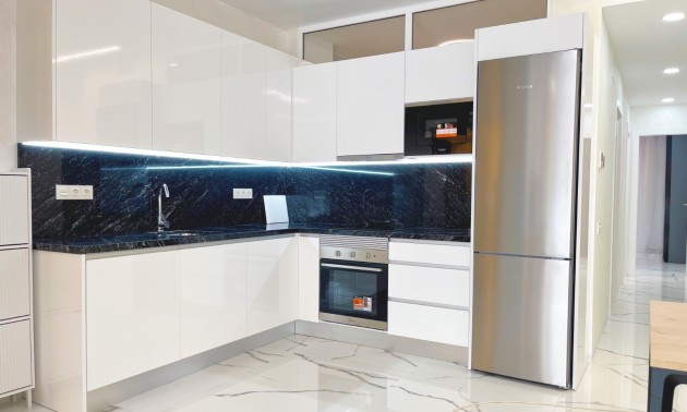 Apartment - Herverkoop - Torrevieja - Playa del Cura
