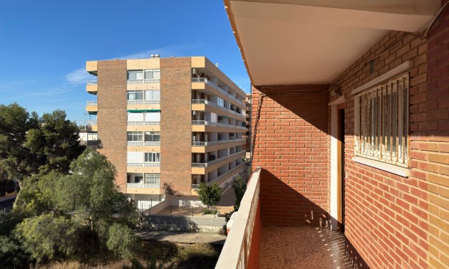 Apartment - Herverkoop - Torrevieja - Punta Prima