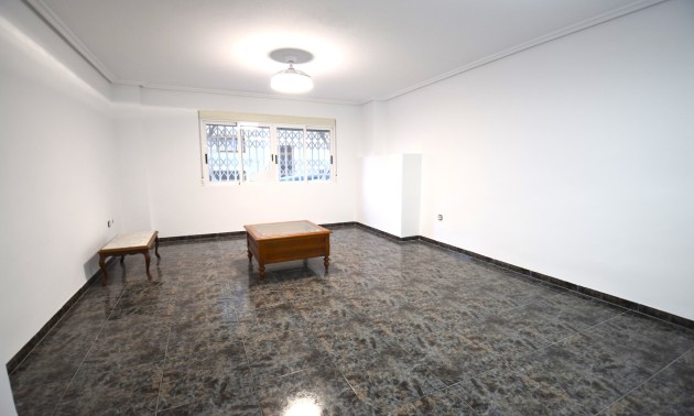 Apartment - Resale - Guardamar del Segura - Pueblo