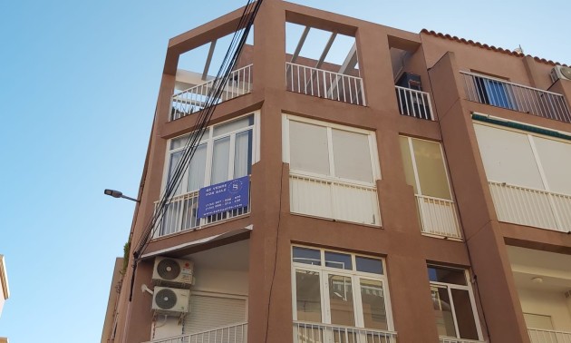 Apartment - Resale - La Mata - La Mata