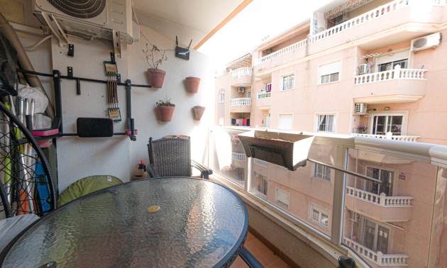 Apartment - Resale - Torrevieja - Playa de Los Locos-Curva del Palangre