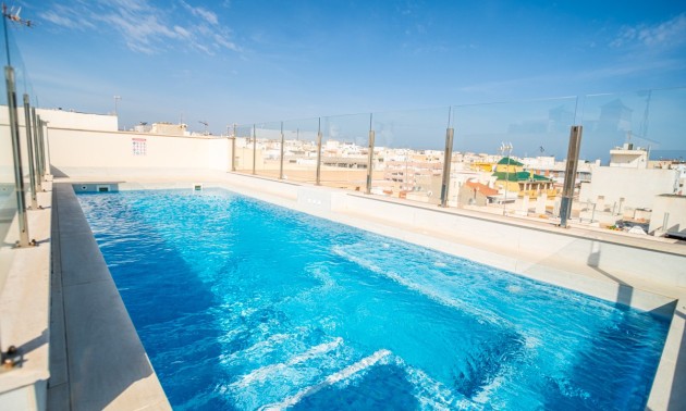Apartment - Revente - Torrevieja - MM-74910