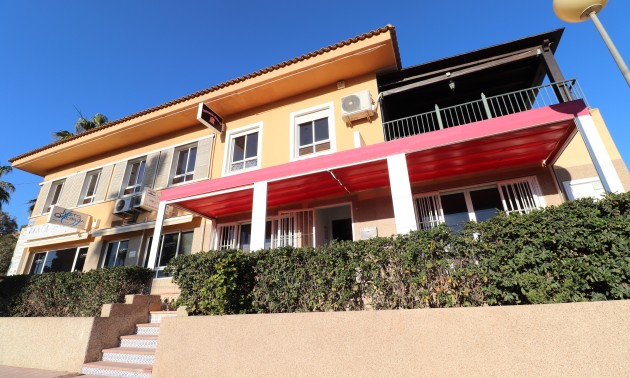 Commercial (Freehold) - Herverkoop - Ciudad Quesada - La Marquesa Golf