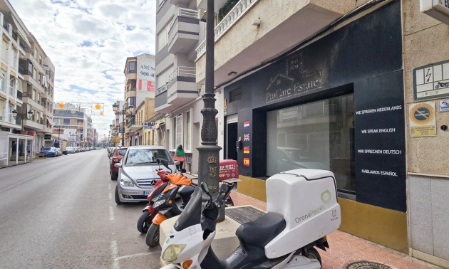 Commercial - Resale - Guardamar del Segura - Center