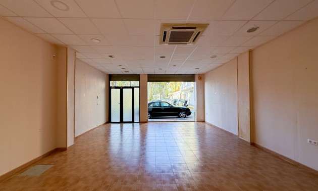 Commercial - Revente - Aguilas - Paseo Parra