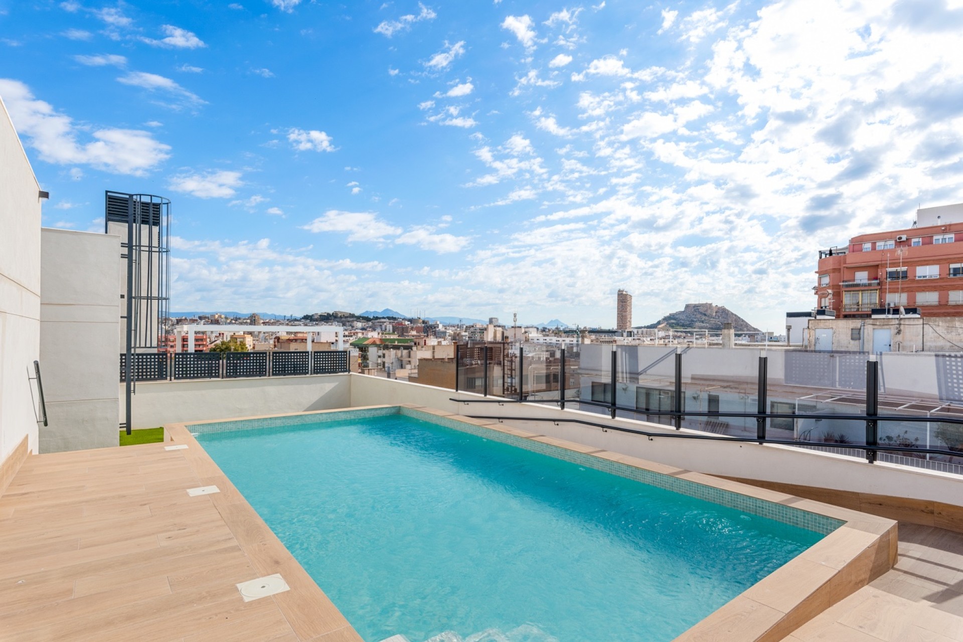 Herverkoop - Apartment - Alicante - Benalua
