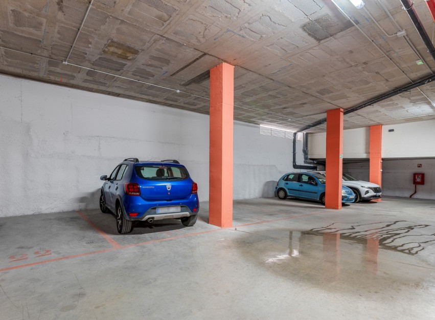 Herverkoop - Apartment - Alicante - Benalua