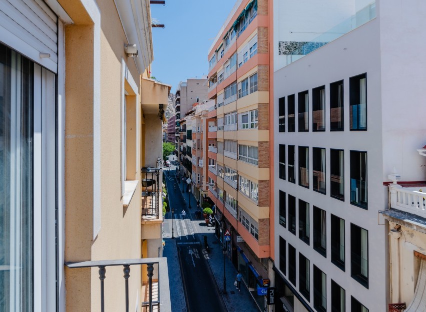 Herverkoop - Apartment - Alicante - Center