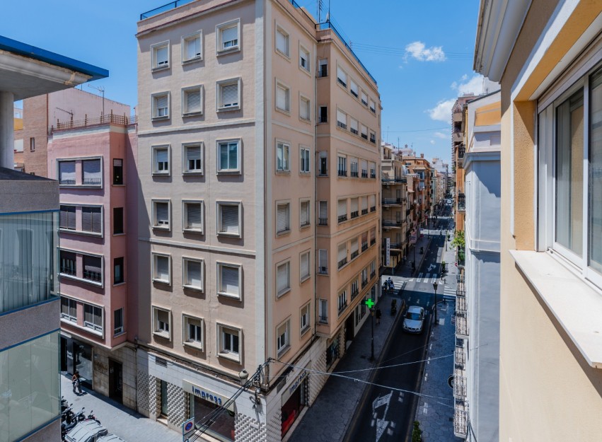 Herverkoop - Apartment - Alicante - Center