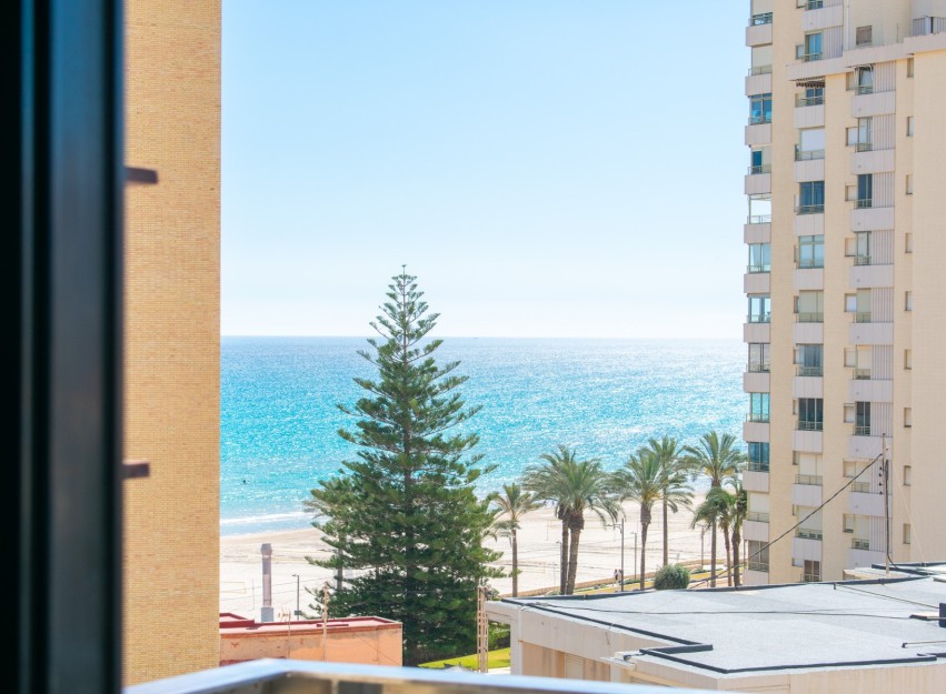 Herverkoop - Apartment - Alicante - El Campello