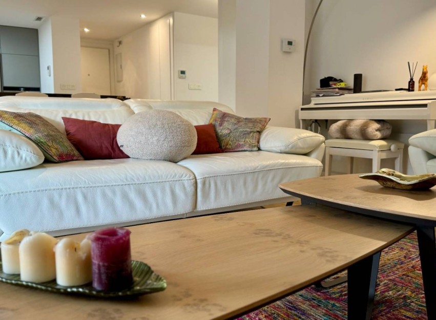Herverkoop - Apartment - Alicante - Vistahermosa