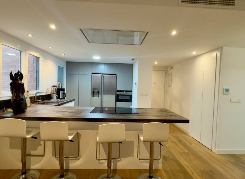 Herverkoop - Apartment - Alicante - Vistahermosa