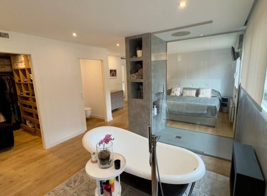 Herverkoop - Apartment - Alicante - Vistahermosa
