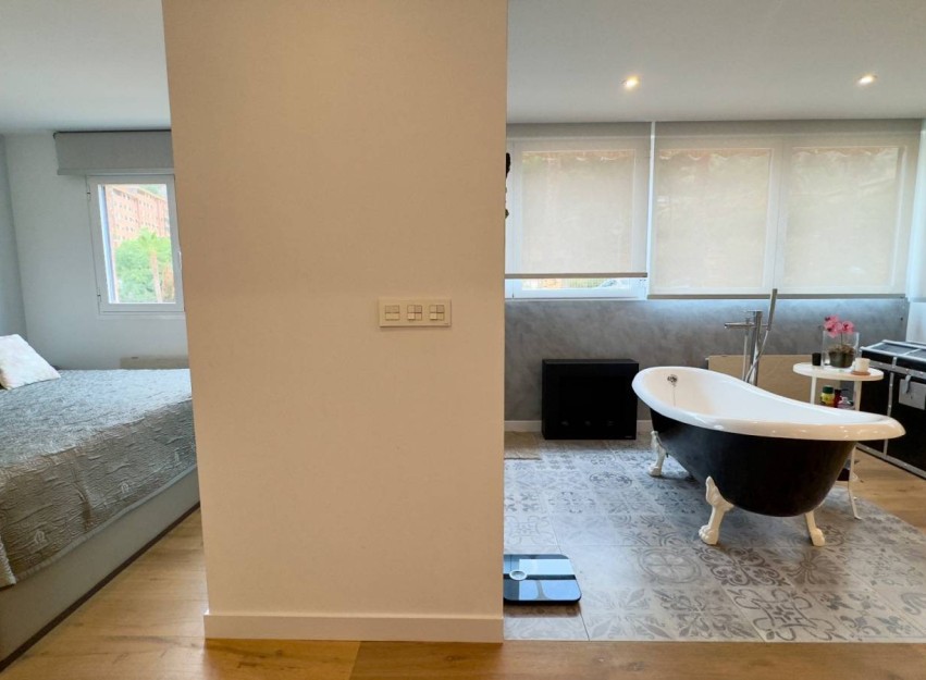 Herverkoop - Apartment - Alicante - Vistahermosa