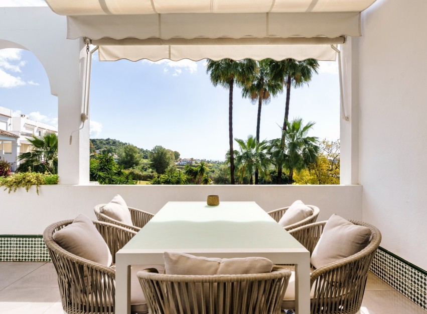 Herverkoop - Apartment - Benahavis - La Quinta