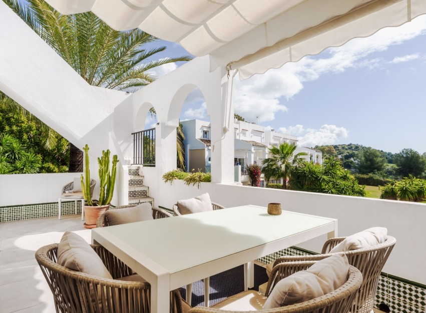 Herverkoop - Apartment - Benahavis - La Quinta