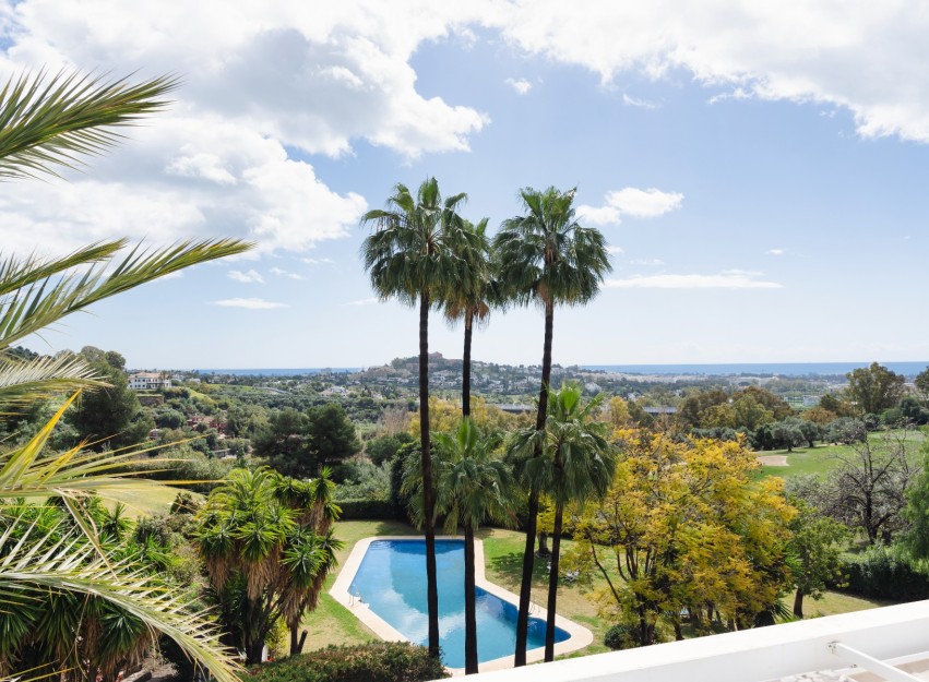Herverkoop - Apartment - Benahavis - La Quinta