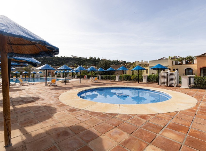 Herverkoop - Apartment - Benahavis - Los Arqueros