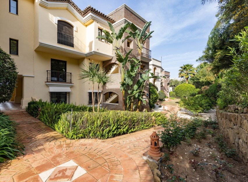 Herverkoop - Apartment - Benahavis - Los Arqueros