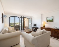 Herverkoop - Apartment - Benahavis - Los Arqueros