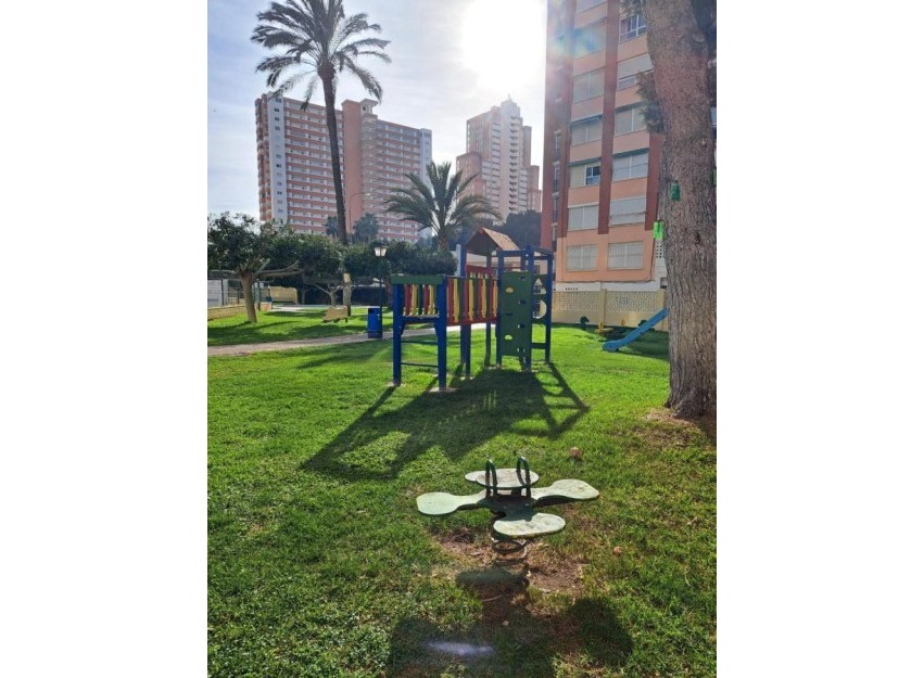 Herverkoop - Apartment - Benidorm - Colonia Madrid