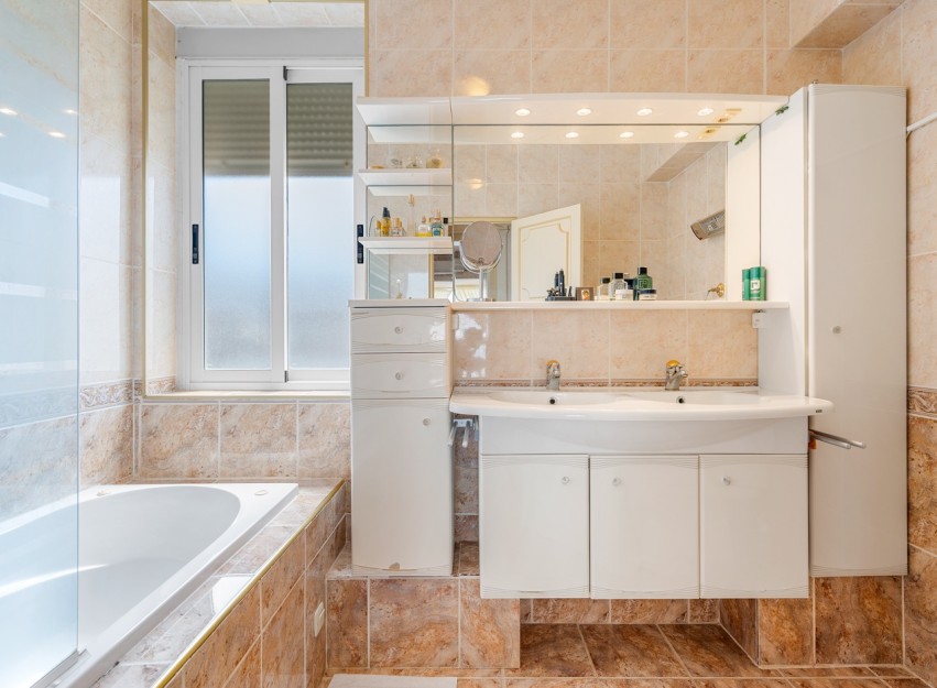 Herverkoop - Apartment - Benidorm* - Levante*