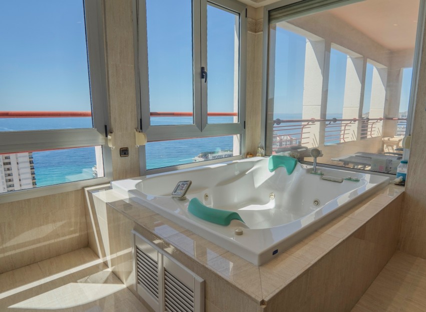 Herverkoop - Apartment - Benidorm
