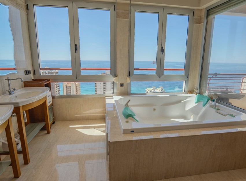 Herverkoop - Apartment - Benidorm
