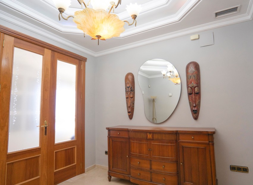 Herverkoop - Apartment - Benidorm