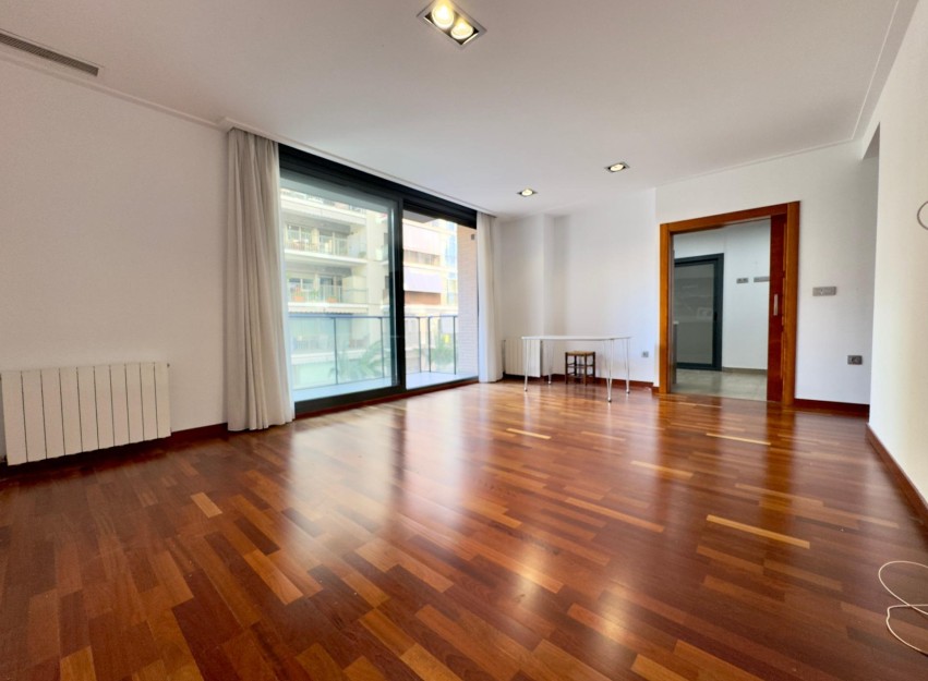 Herverkoop - Apartment - Elche - Porcelanosa