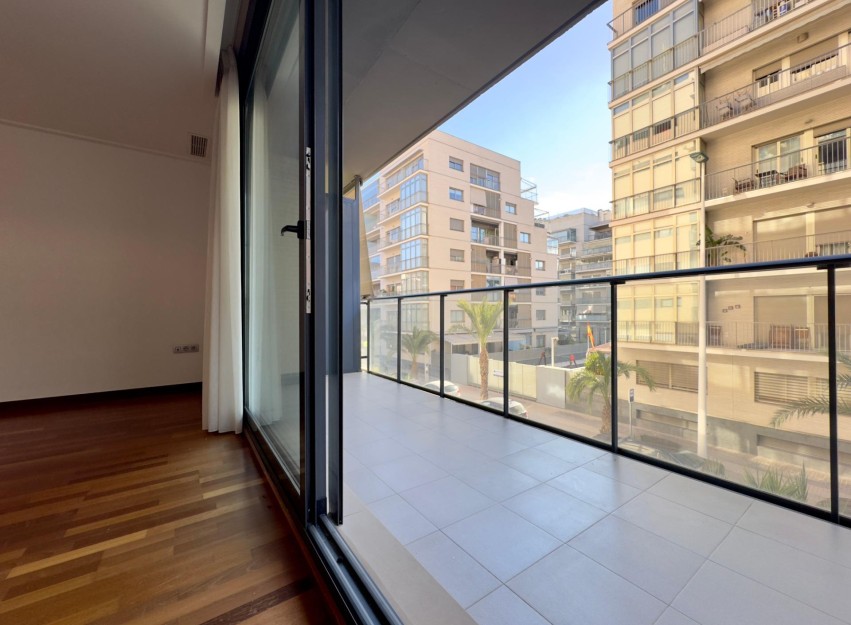 Herverkoop - Apartment - Elche - Porcelanosa