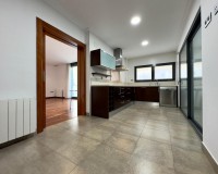 Herverkoop - Apartment - Elche - Porcelanosa