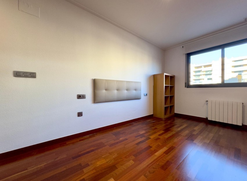 Herverkoop - Apartment - Elche - Porcelanosa