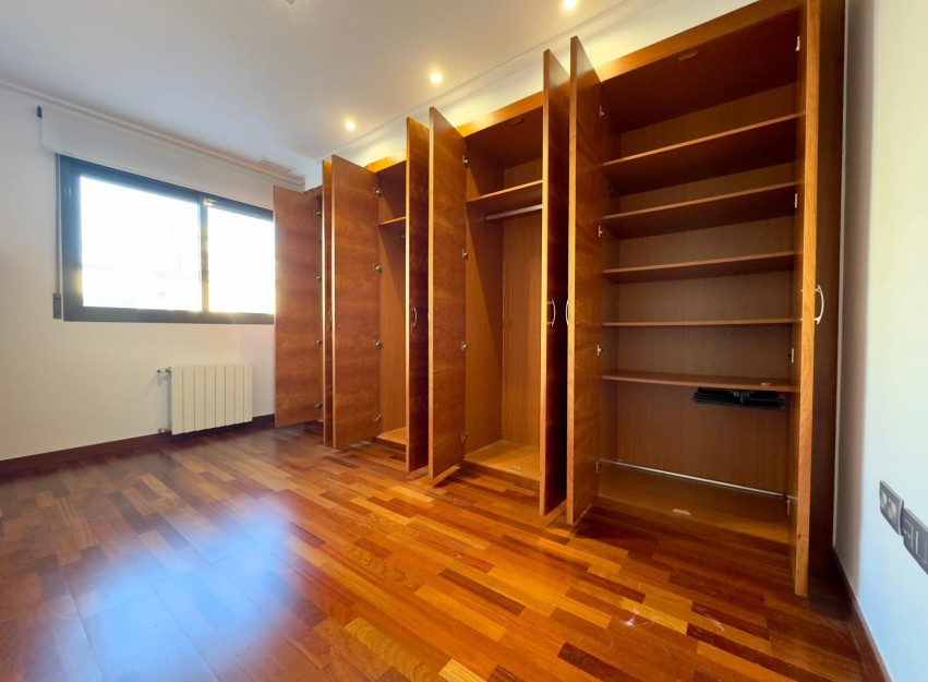 Herverkoop - Apartment - Elche - Porcelanosa