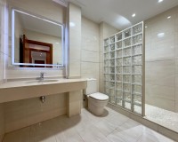 Herverkoop - Apartment - Elche - Porcelanosa