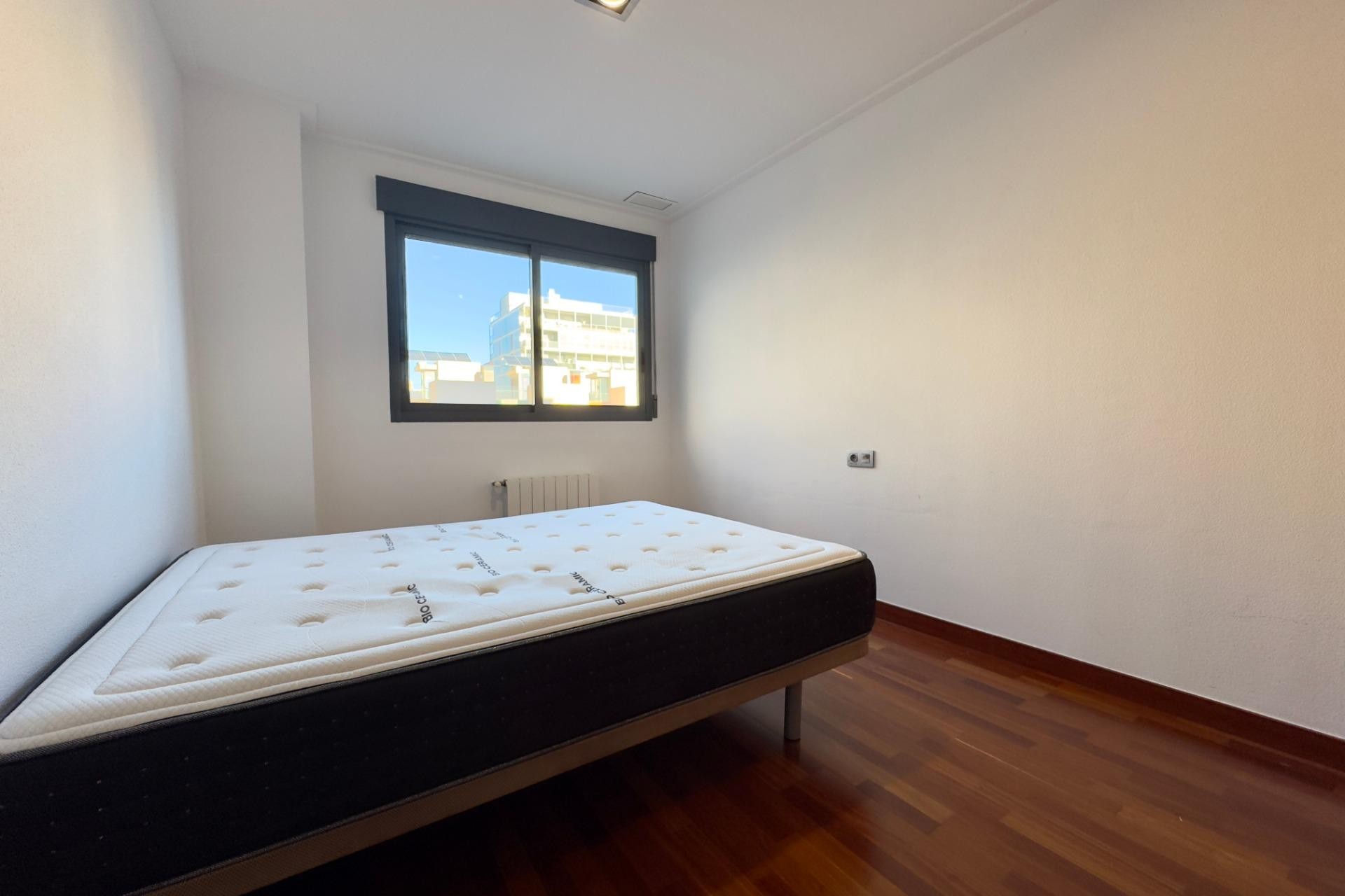 Herverkoop - Apartment - Elche - Porcelanosa