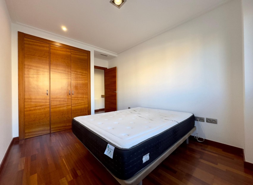 Herverkoop - Apartment - Elche - Porcelanosa