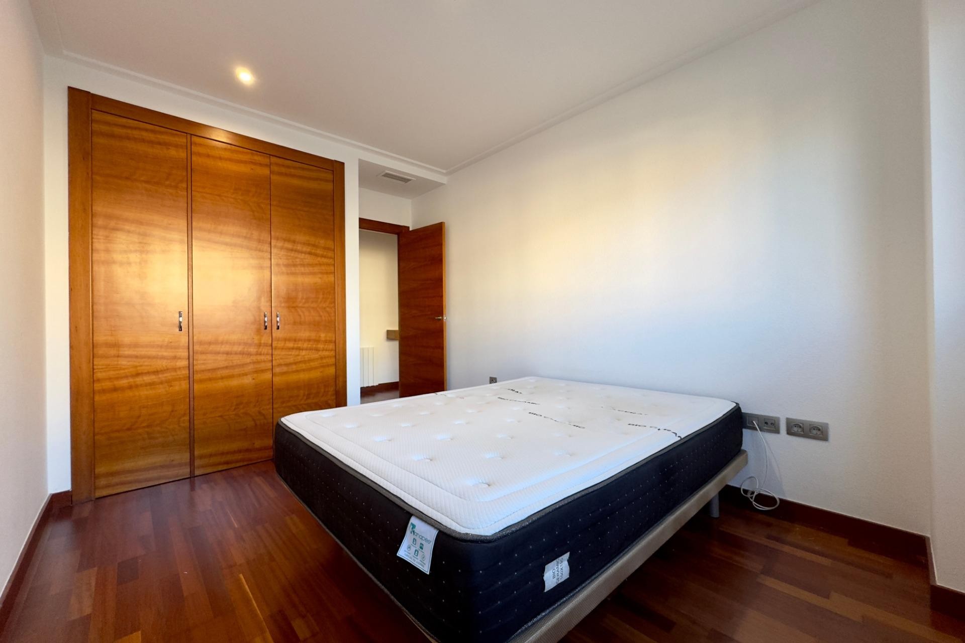 Herverkoop - Apartment - Elche - Porcelanosa