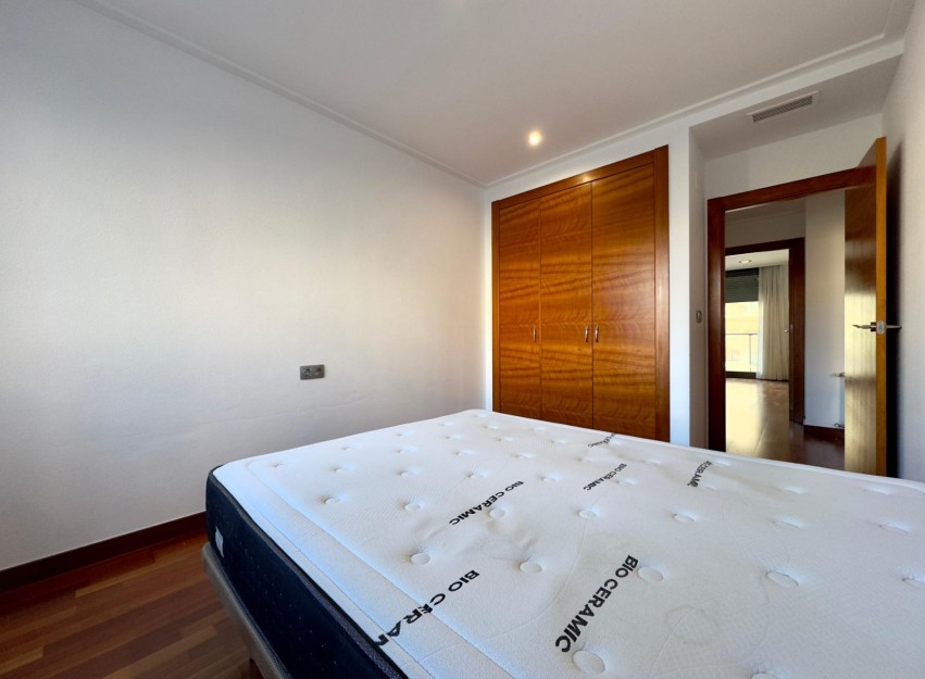 Herverkoop - Apartment - Elche - Porcelanosa
