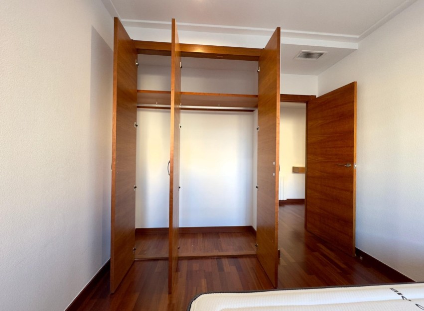 Herverkoop - Apartment - Elche - Porcelanosa