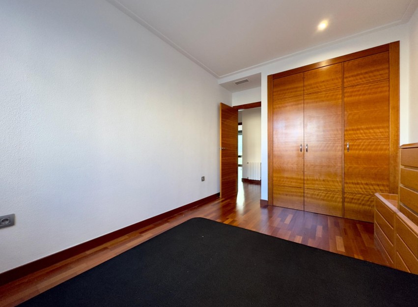 Herverkoop - Apartment - Elche - Porcelanosa