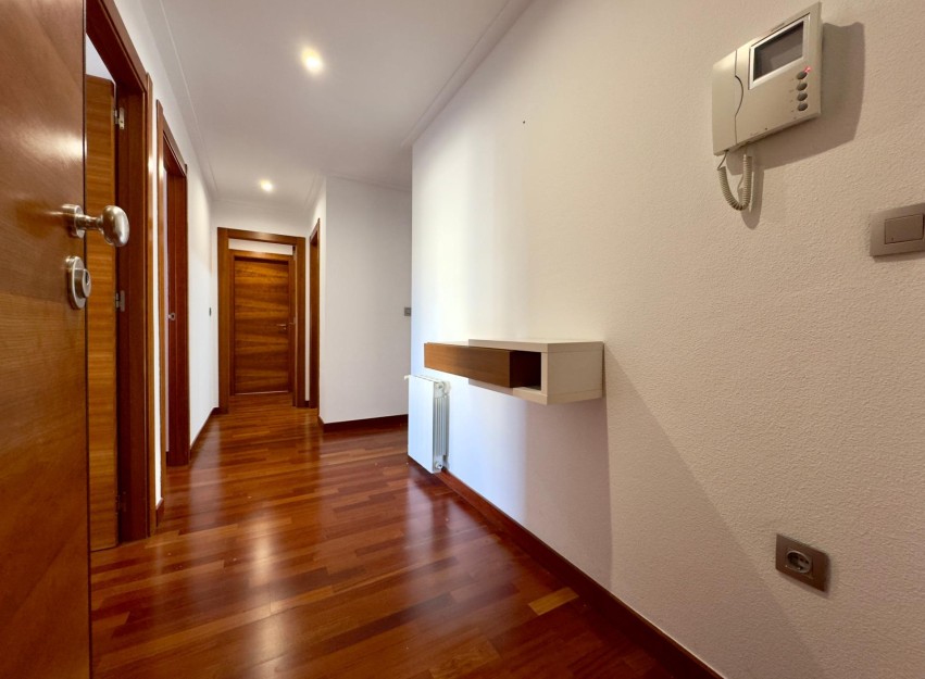 Herverkoop - Apartment - Elche - Porcelanosa