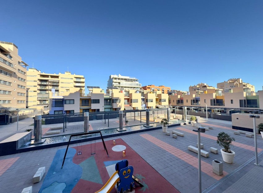 Herverkoop - Apartment - Elche - Porcelanosa