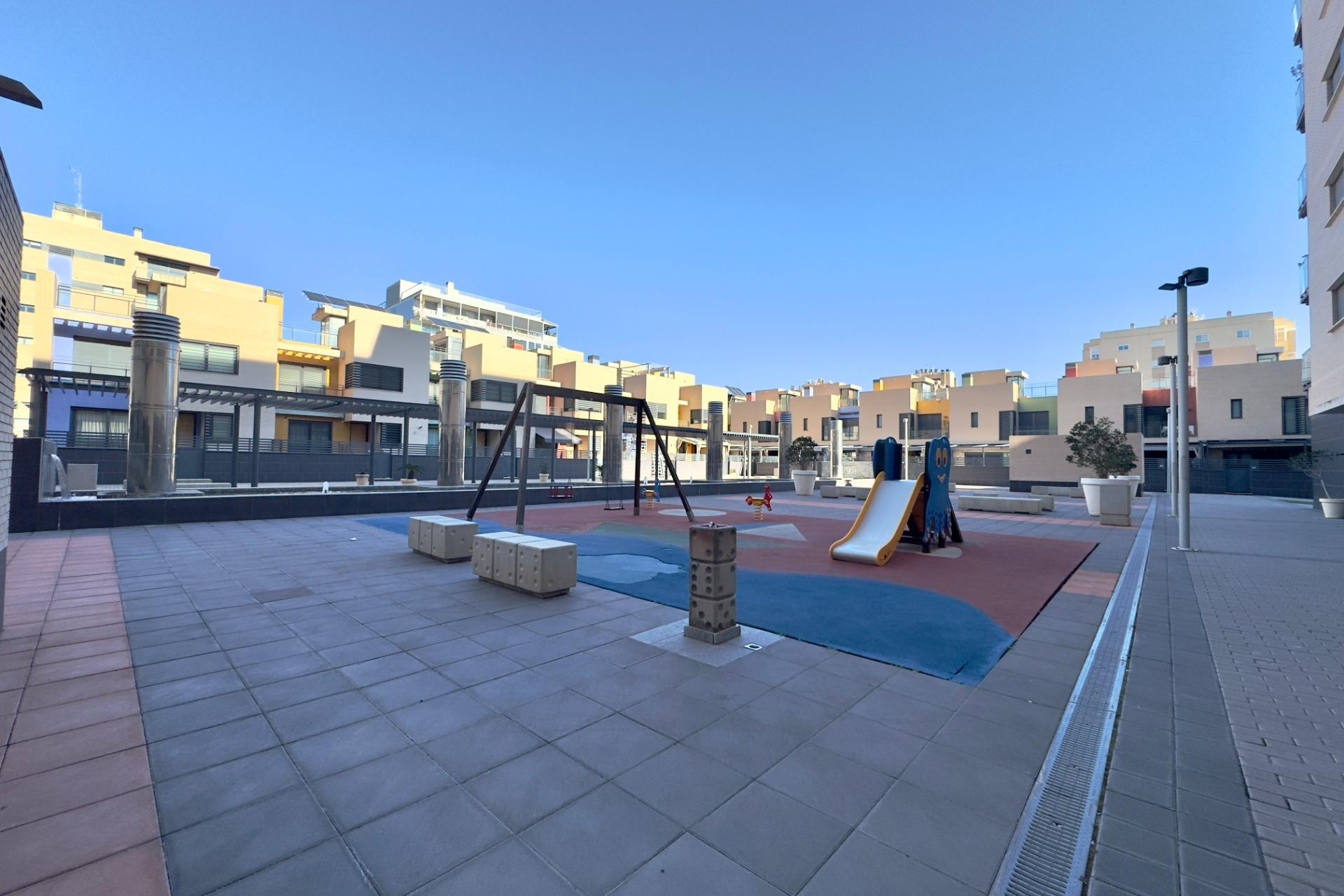 Herverkoop - Apartment - Elche - Porcelanosa