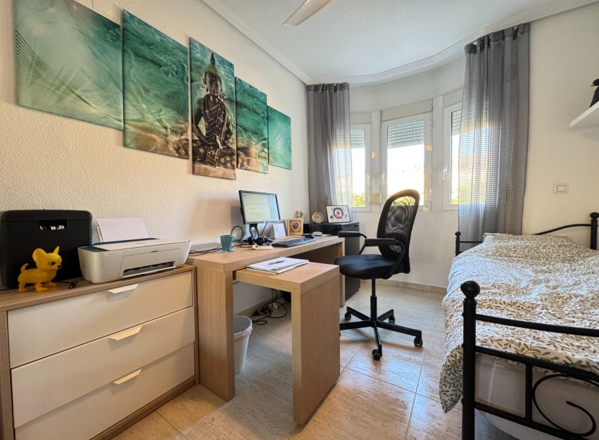 Herverkoop - Apartment - Guardamar del Segura - El Moncayo