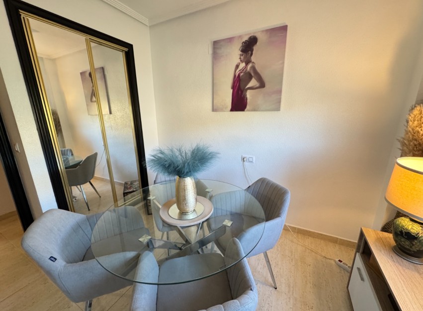 Herverkoop - Apartment - Guardamar del Segura - El Moncayo